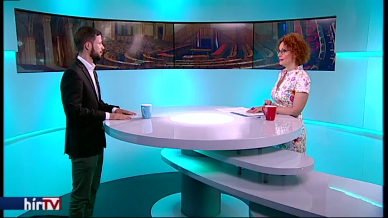 Reggeli járat - Jöjjön a parlamenti performansz?