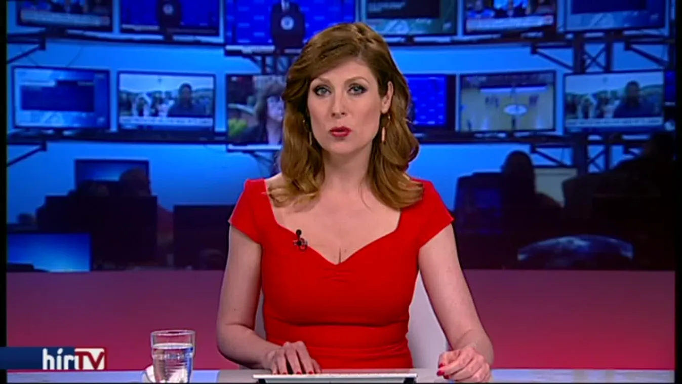 Lázár az első sorból az utolsóba húzódik