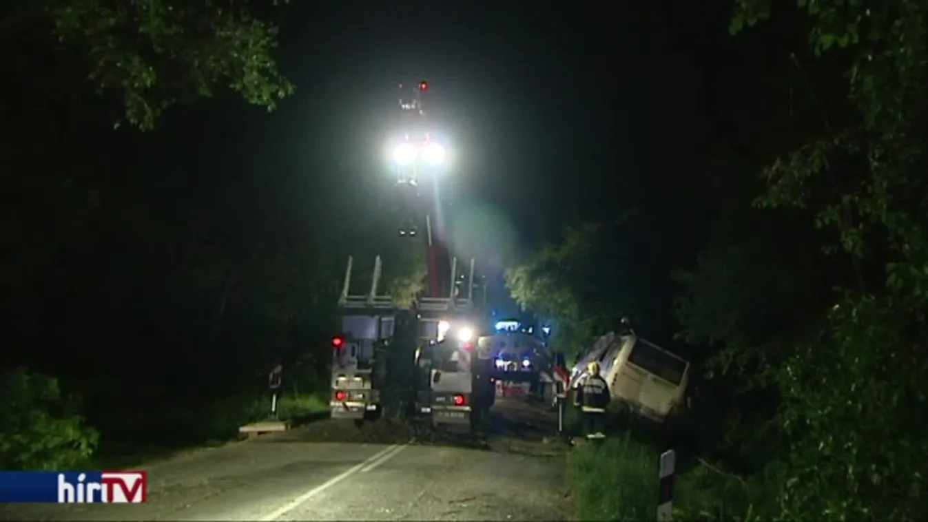 Kilenc sérültje van a balesetnek