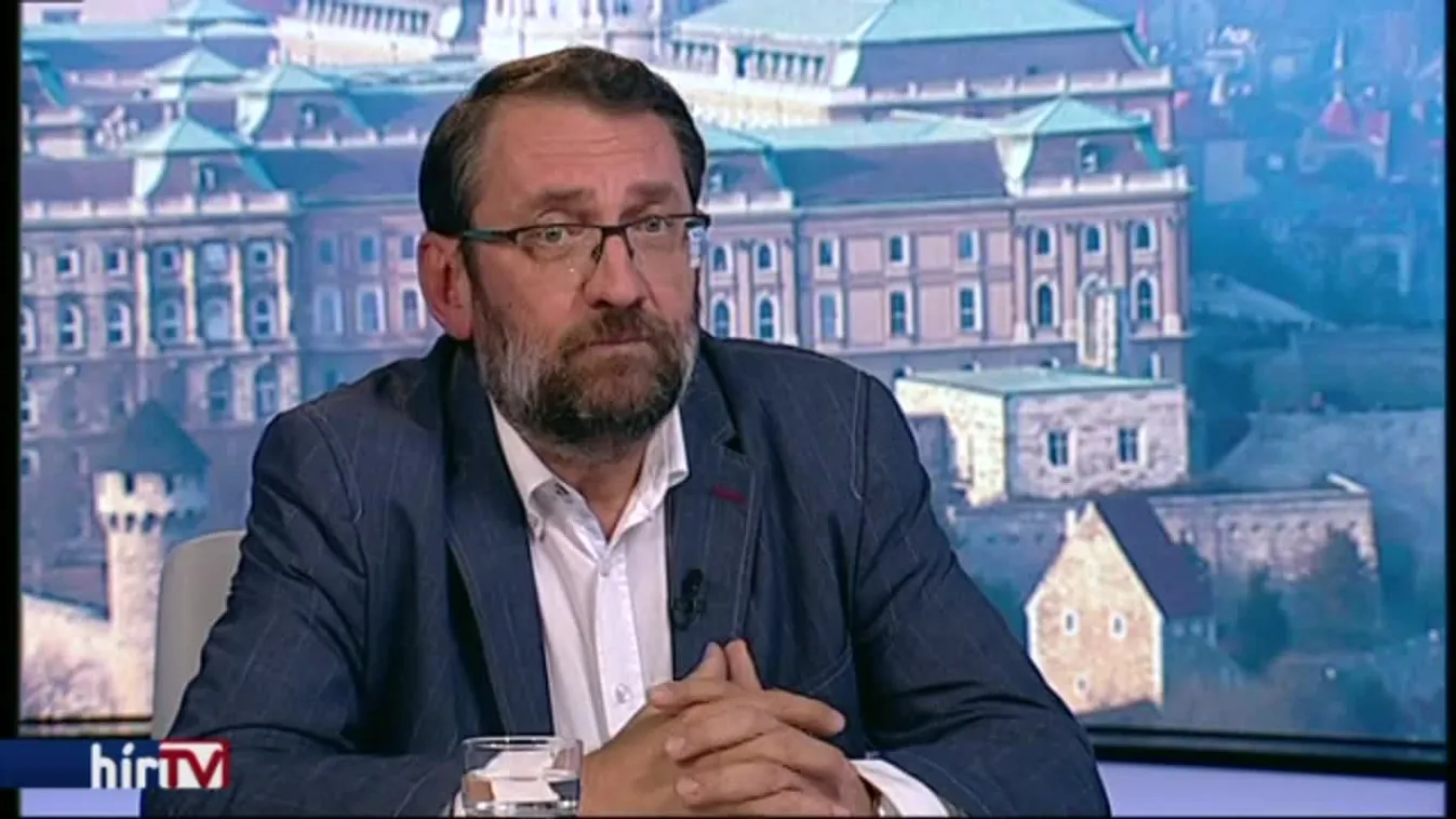 Egyenesen – Komáromi Zoltán