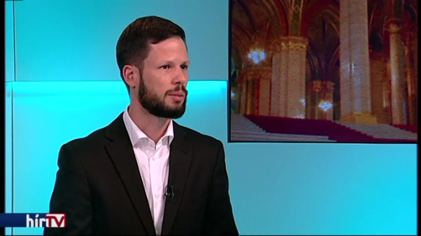 Jöjjön a parlamenti performansz?