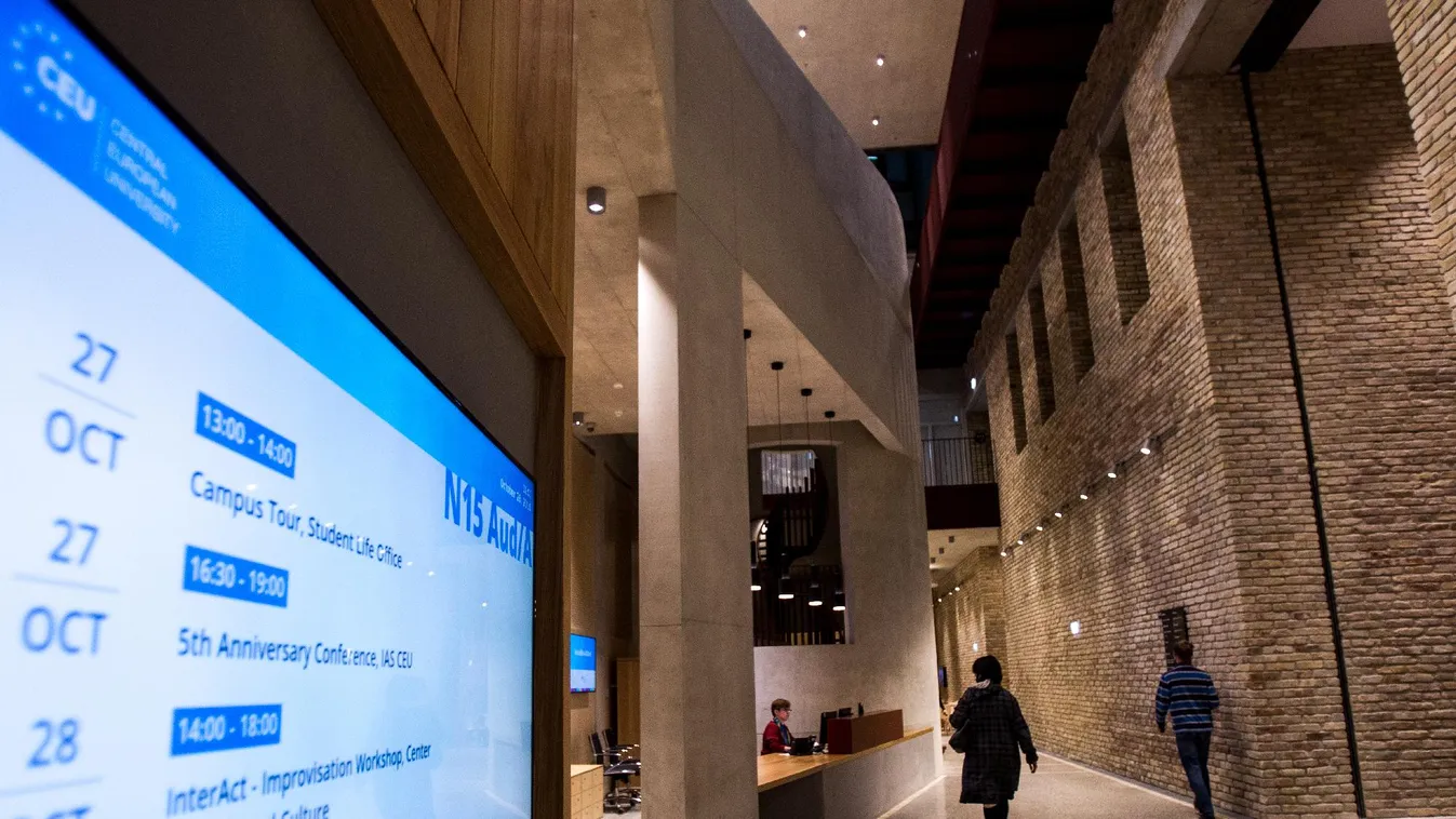 CEU: A kormányon a sor