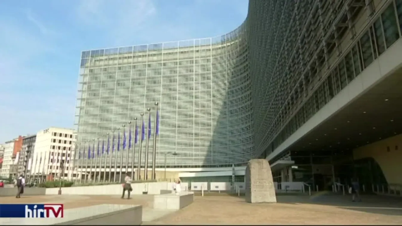Brüsszel megfékezné a magyar és lengyel tekintélyelvű törekvéseket