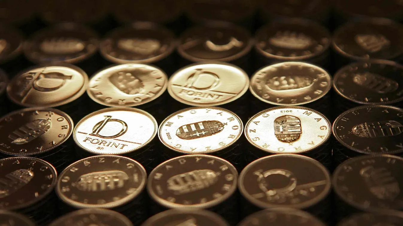 326 forint fölé is benézett az euró