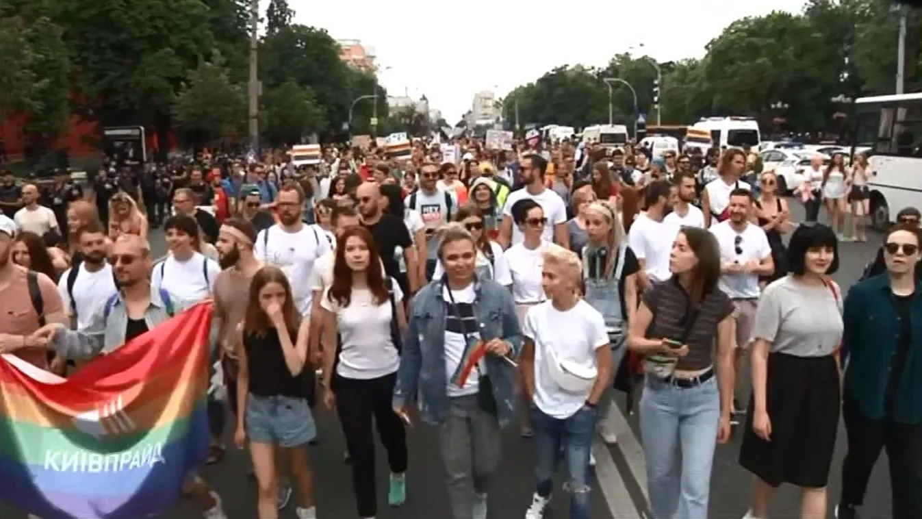 „Ukrajna nem Szodoma” – szélsőséges csoport zavarta meg a Pride-ot