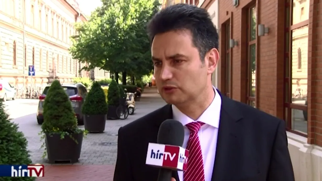 Csak 100 méterre volt egymástól Márki-Zay és Lázár, de nem jött össze