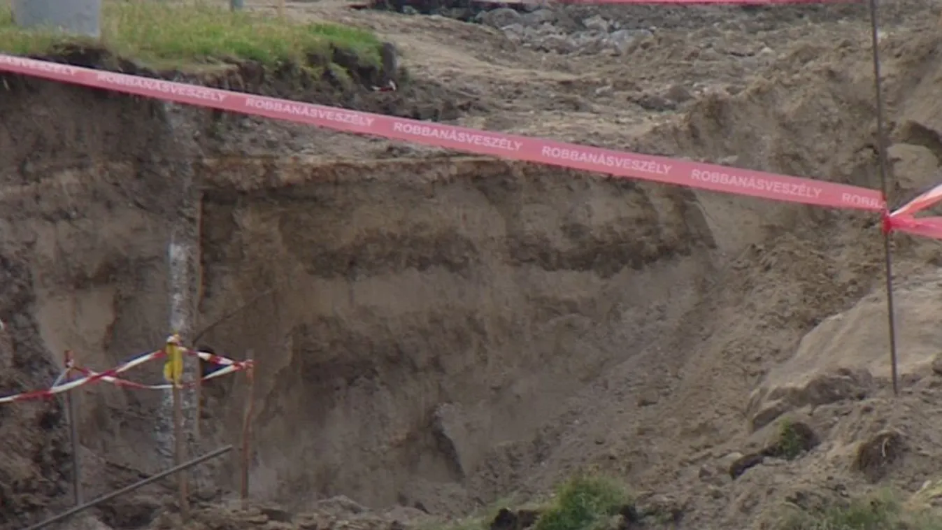 Bombát találtak a fővárosban, több házat kiürítenek