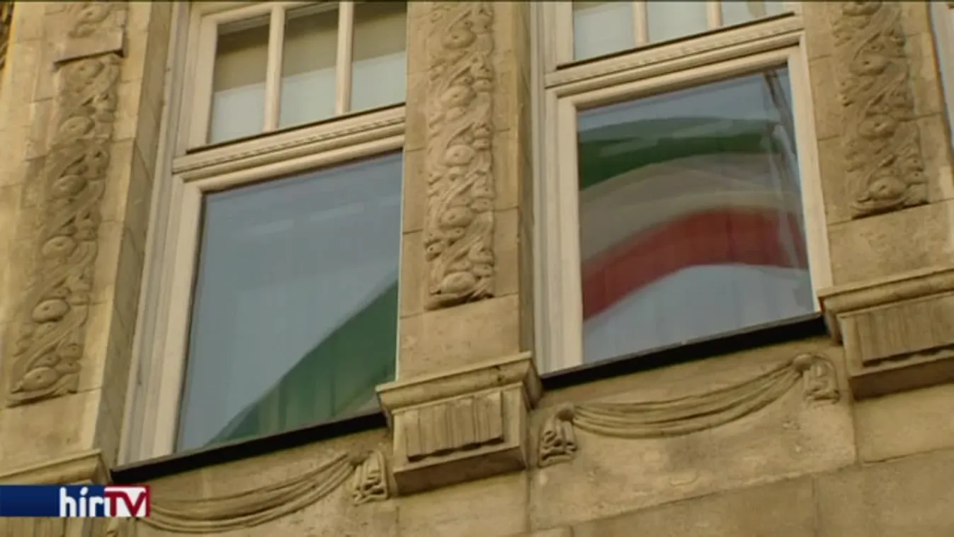 Euróválságra számít a magyar kormány