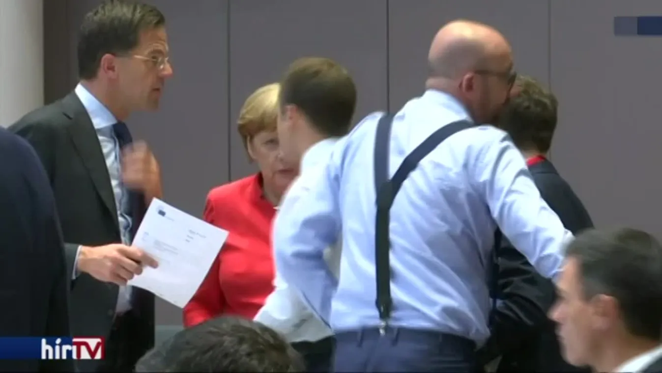 Önkéntes alapon épülhetnek migrációs központok az unión belül