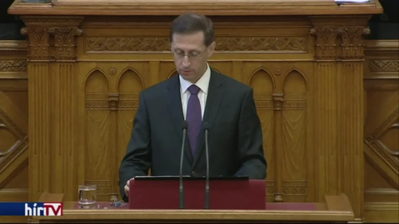 Az ellenzék egészen máshogy látja a büdzsét mint Orbánék