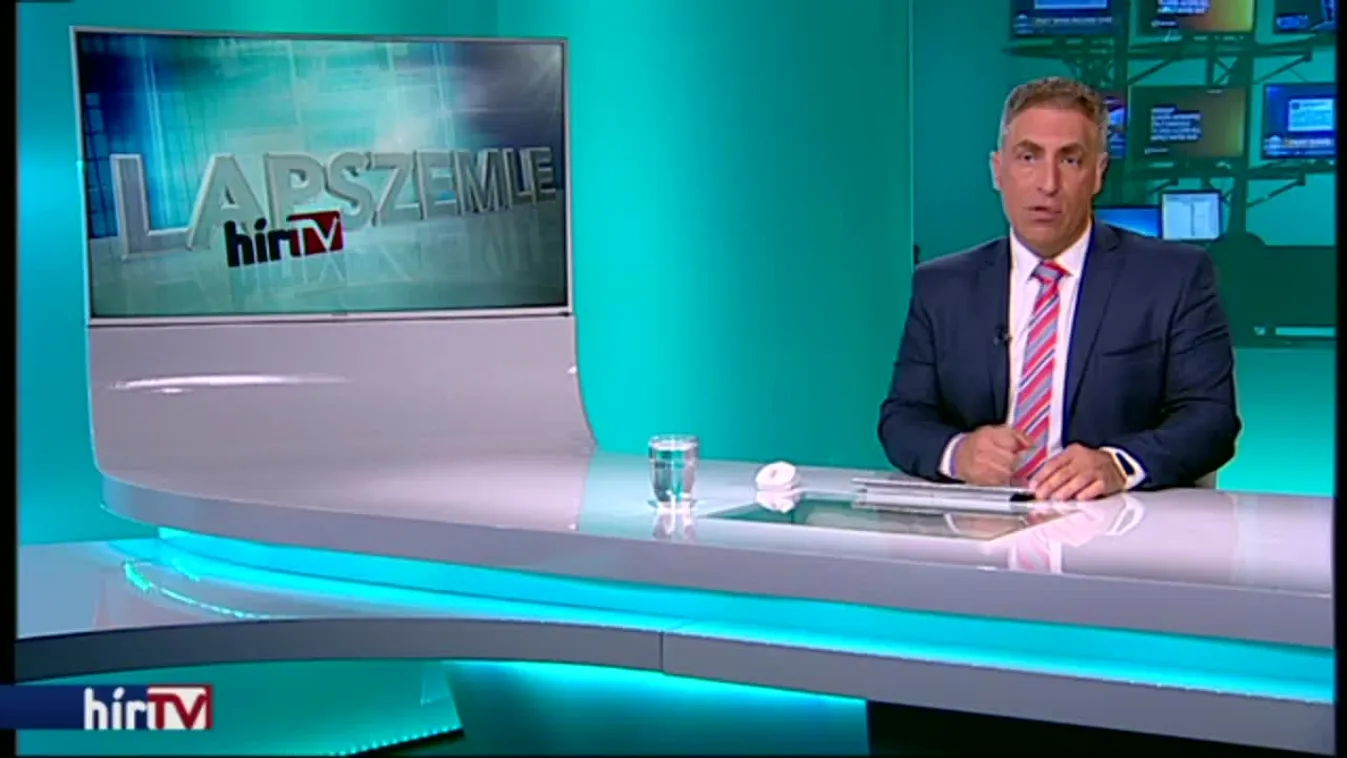 Elterelt migránshajó: Orbán és Macron teljesen máshogy látják