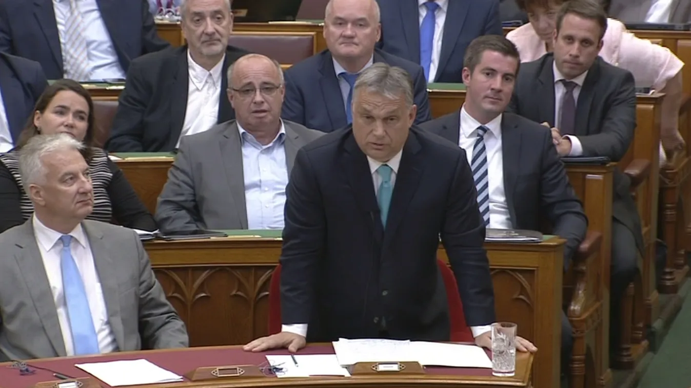Orbán: Megkérdeztem a betegeket, hogy előre engednek, és előre engedtek