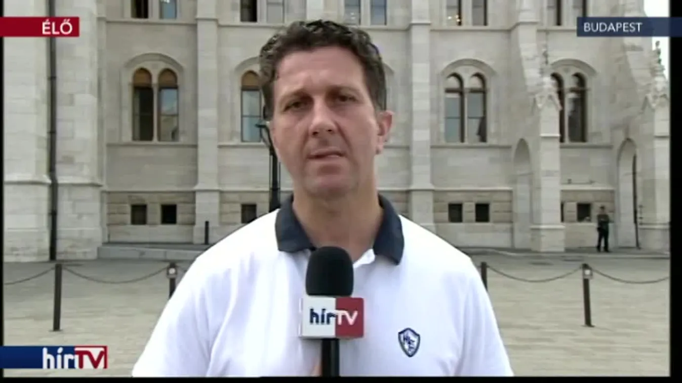 Az alaptörvény-módosítás miatt a Kossuth térre megy tüntetni a PDSZ