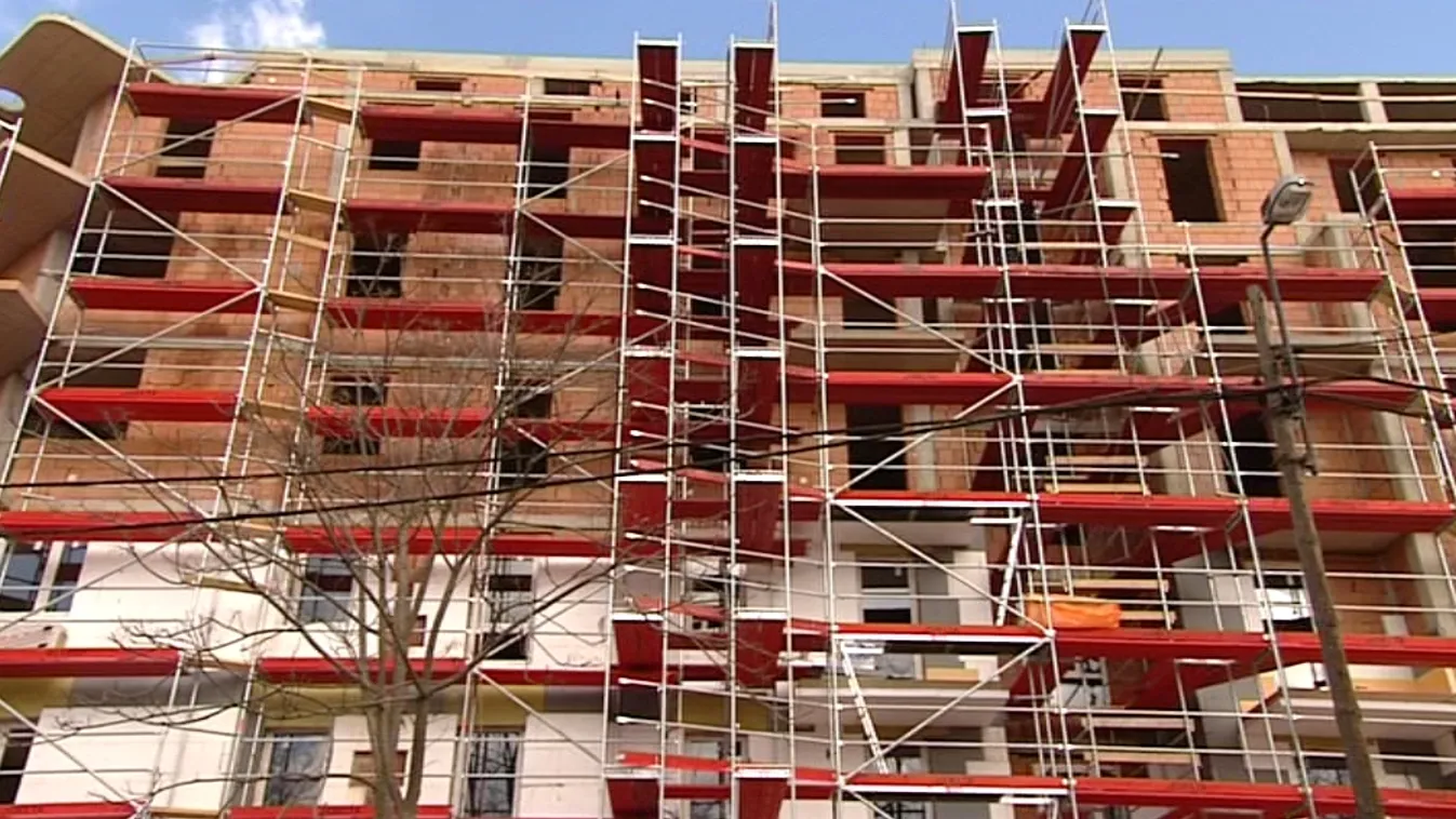 Visszafogná a minimálbér-emeléseket a kormány