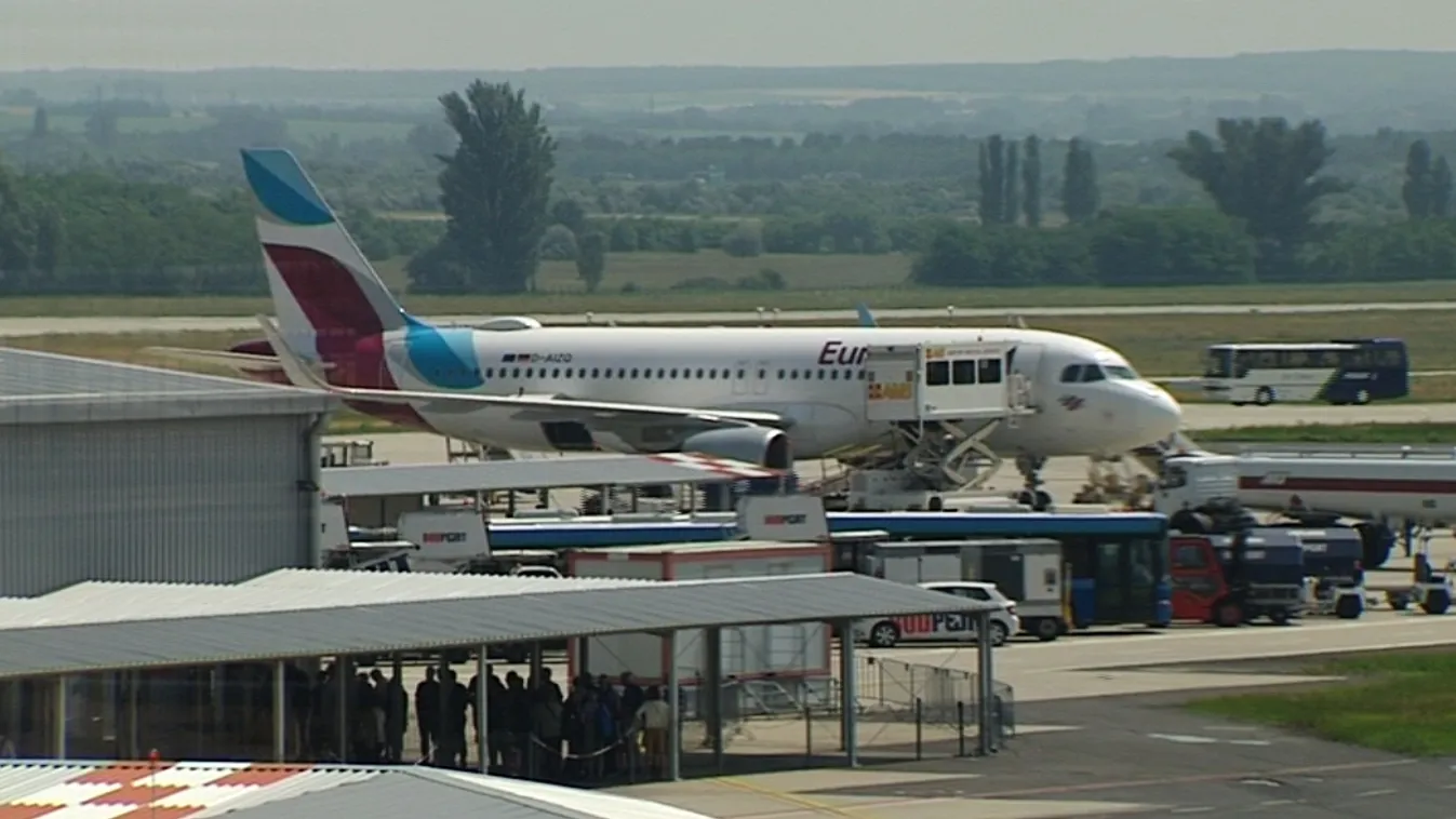 A Budapest Airport a légitársaságokra mutogat