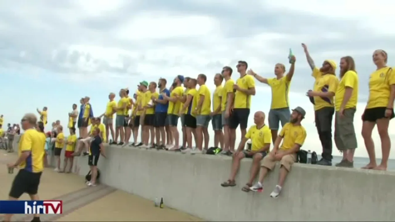 A szurkolók kiisszák a söröket az orosz kocsmákból