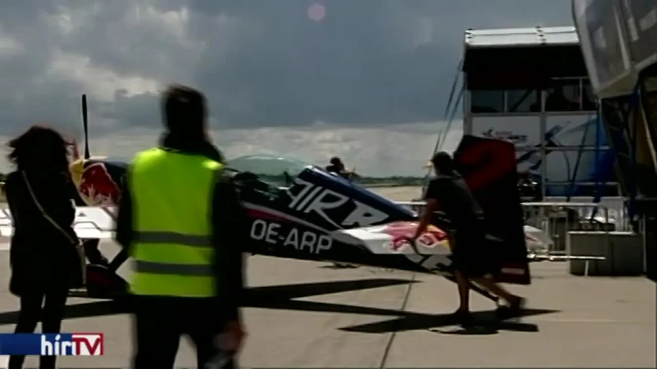 Red Bull Air Race: aprópénzért adja oda a rakpartot a főváros