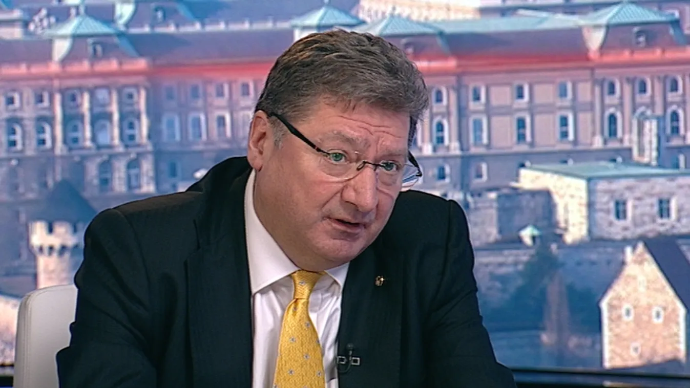 Feketén a hófehér