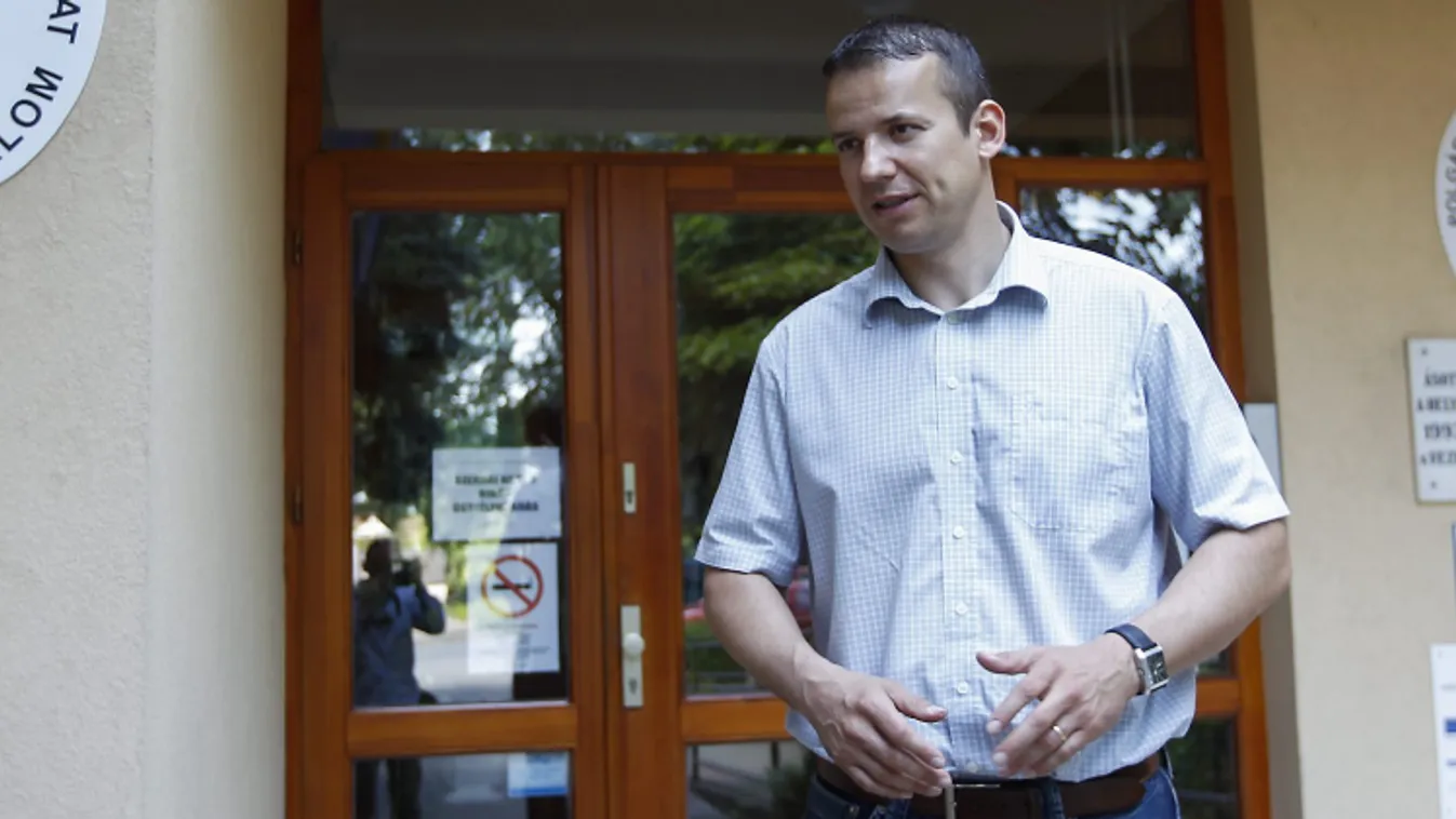 Kizárták Toroczkait a Jobbikból