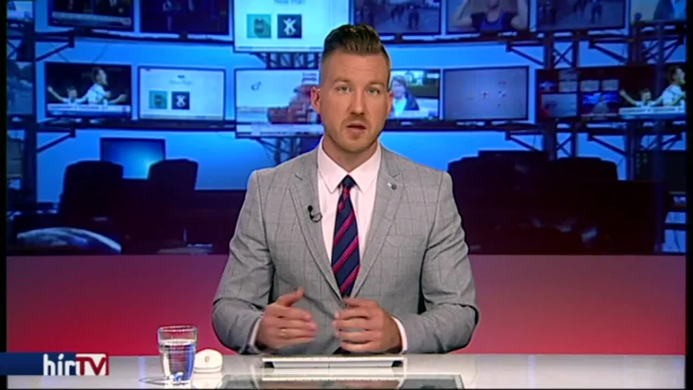 Csaknem ezer migránst mentettek a spanyolok