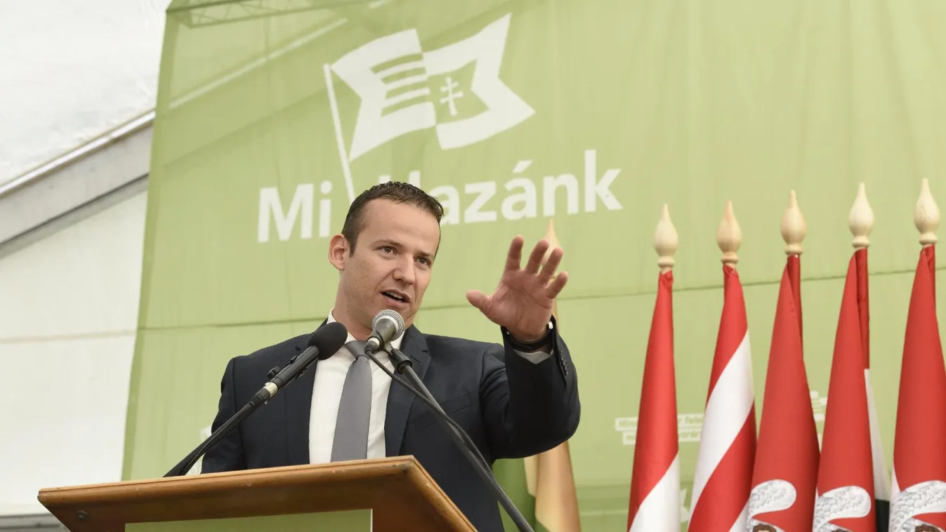 Toroczkaiék fehér Magyarországot akarnak – zászlót bontott a Mi Hazánk