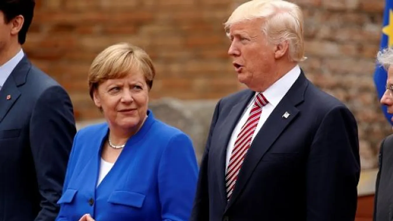 „Nesze Angela”, mondta Trump állítólag, és cukorkákat dobott Merkelnek