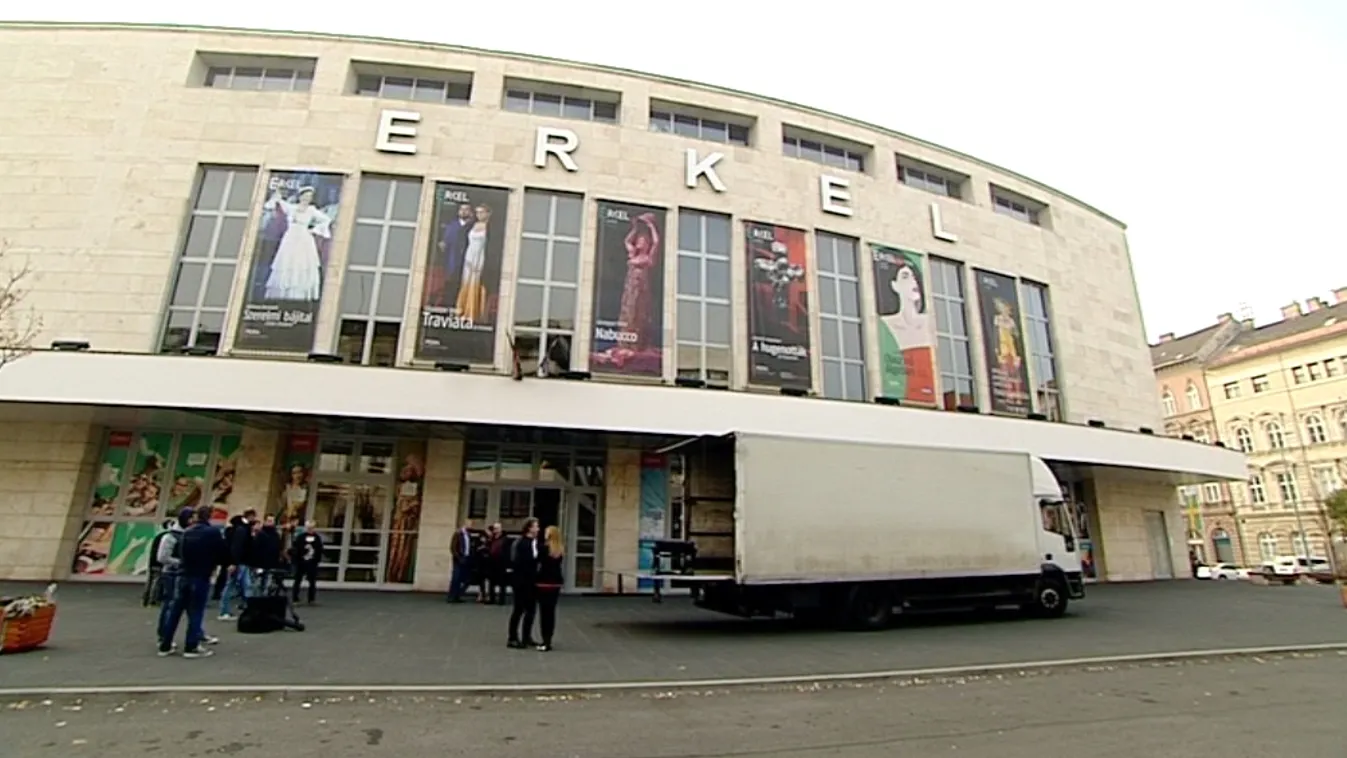 Egy kormányközeli lapon múlik az Opera repertoárja?