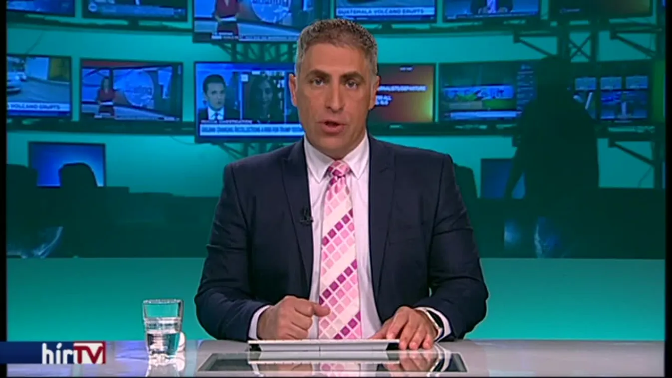 Egyre kevesebb a középiskolai tanár