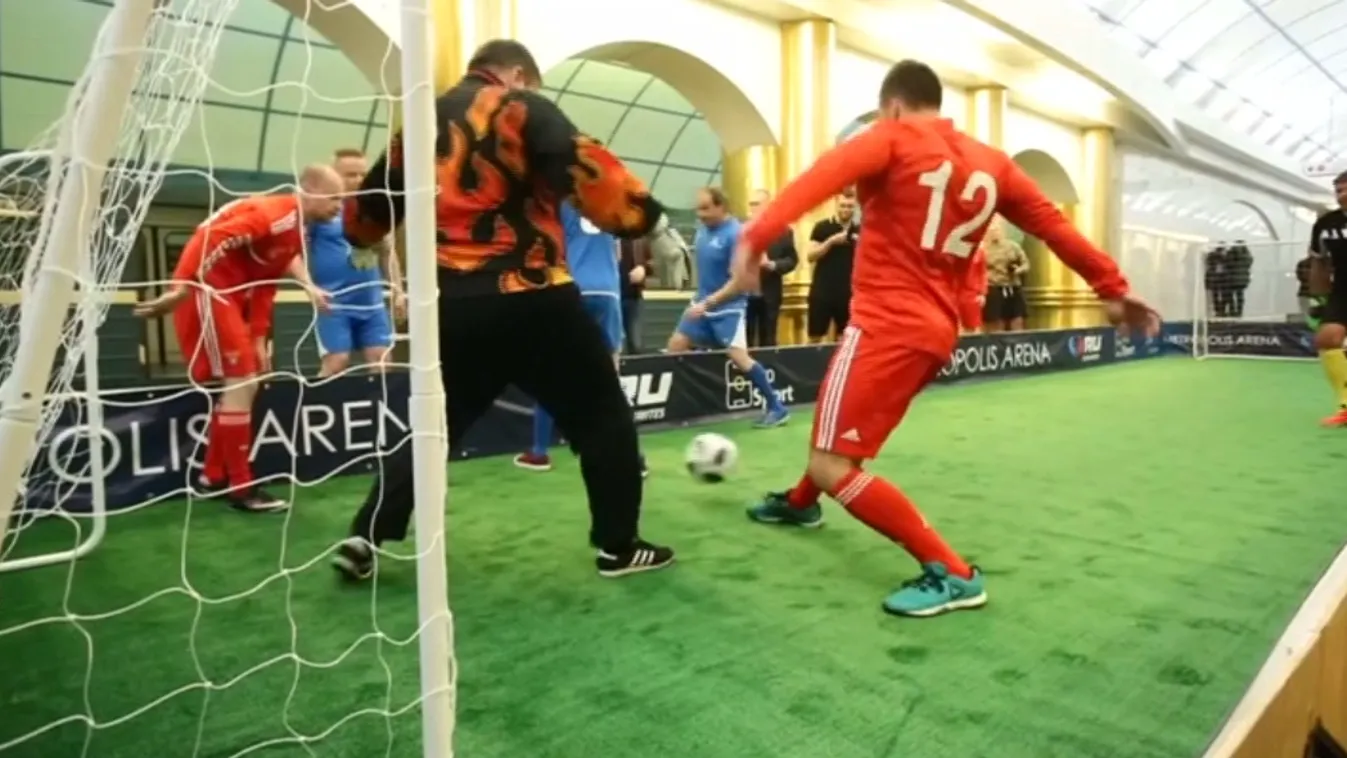 Ilyen mélyre még nem süllyedt az orosz foci, de csak fizikailag