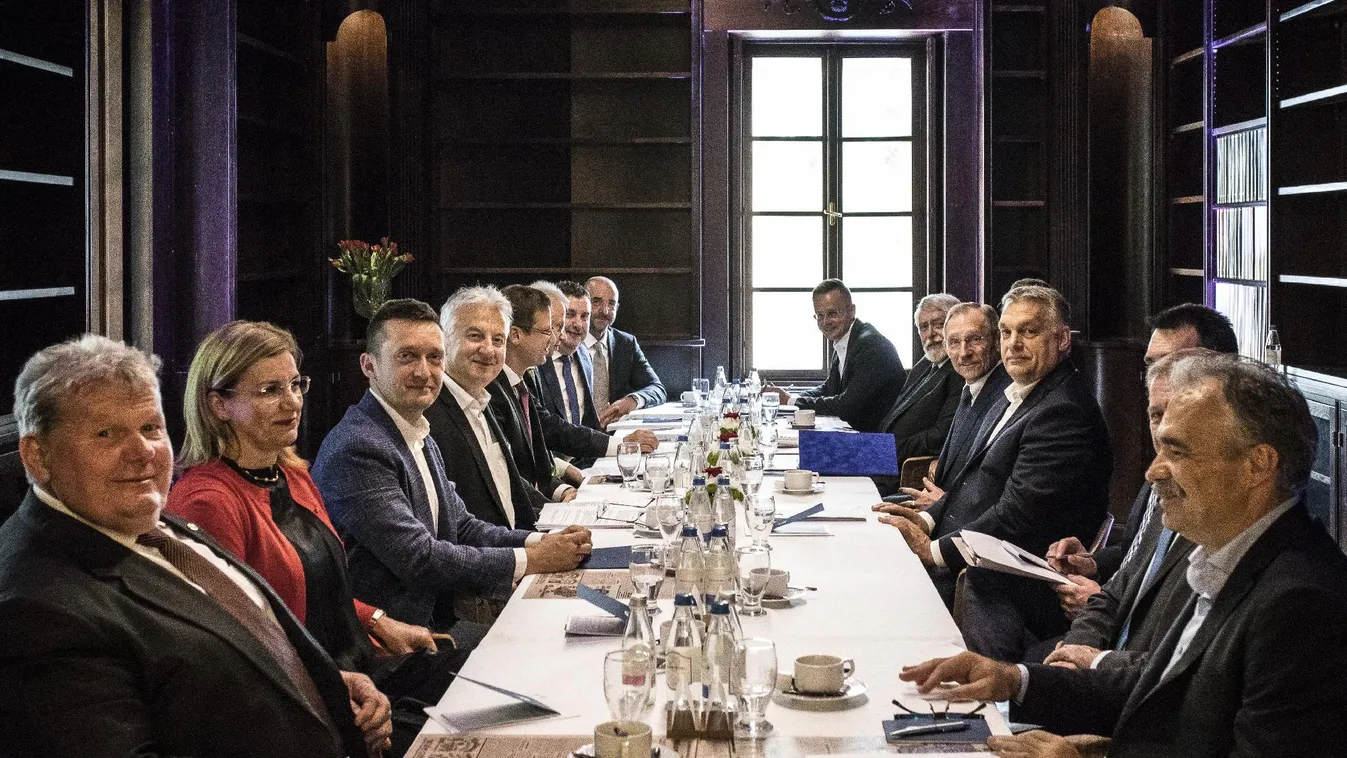 Jó ötlet-e a miniszterek fizetését több millióra felemelni? – NEM gyenge