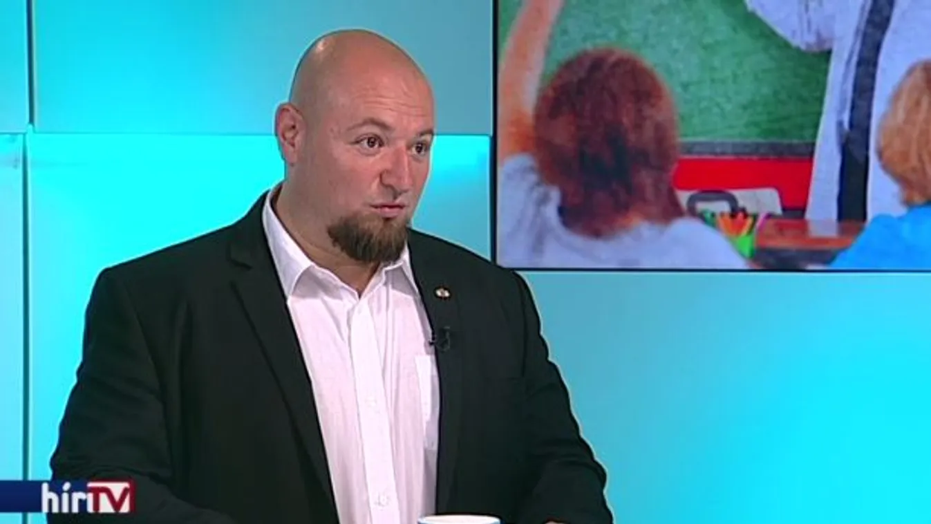 Sürgősen meg kell oldani a tanárhiányt