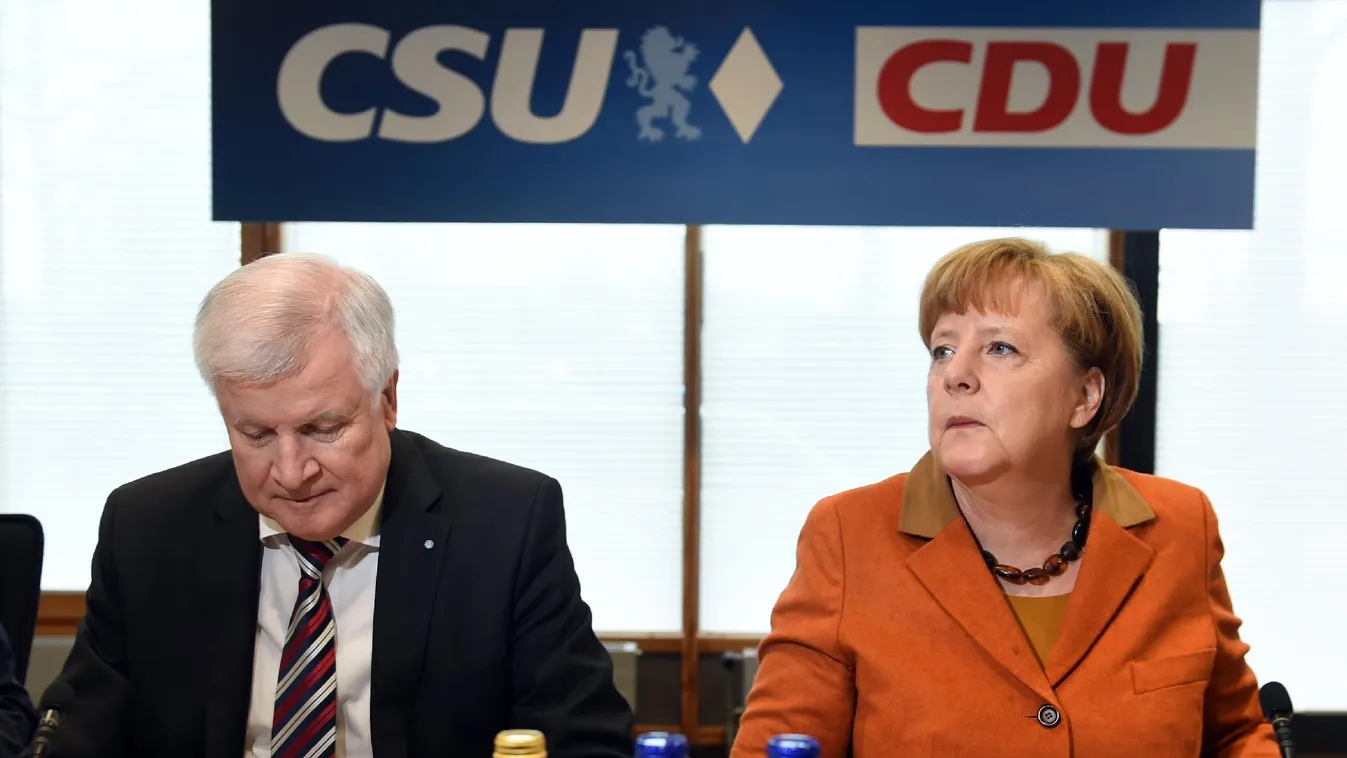 Történelmi mélyponton CSU népszerűsége