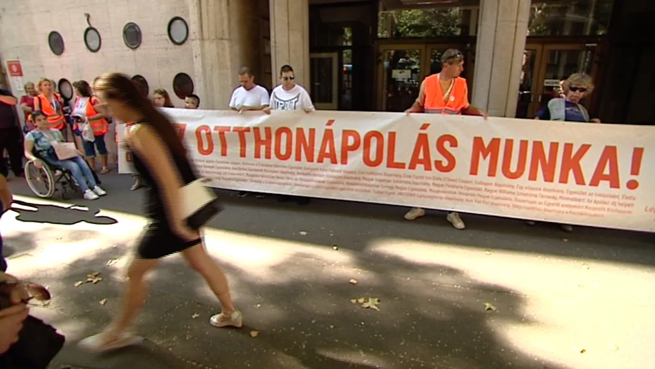 Addig tiltakoznak, amíg nem lesz előrelépés az otthonápolás szabályozásában