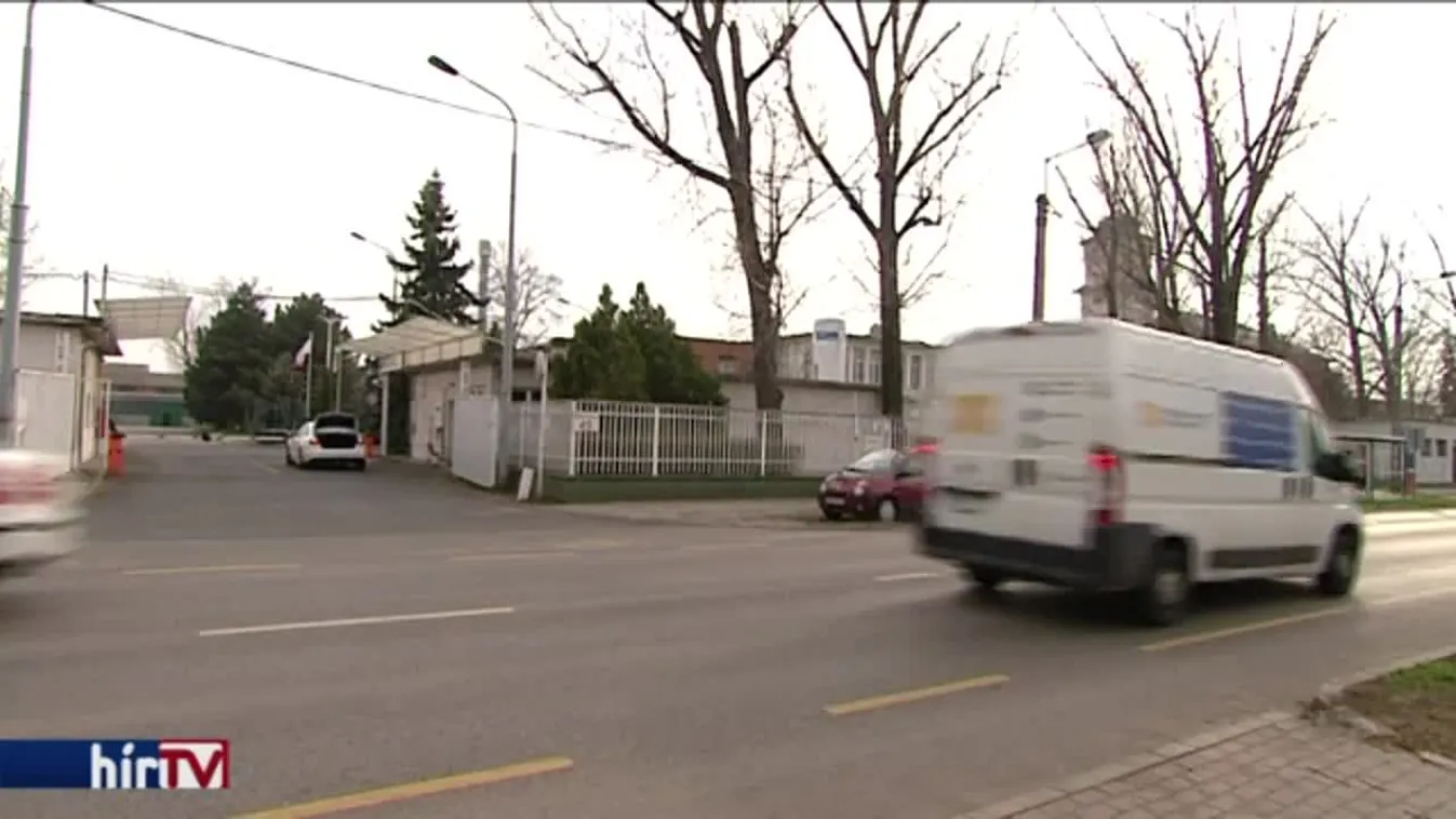 Mégsem vesz buszt a BKV