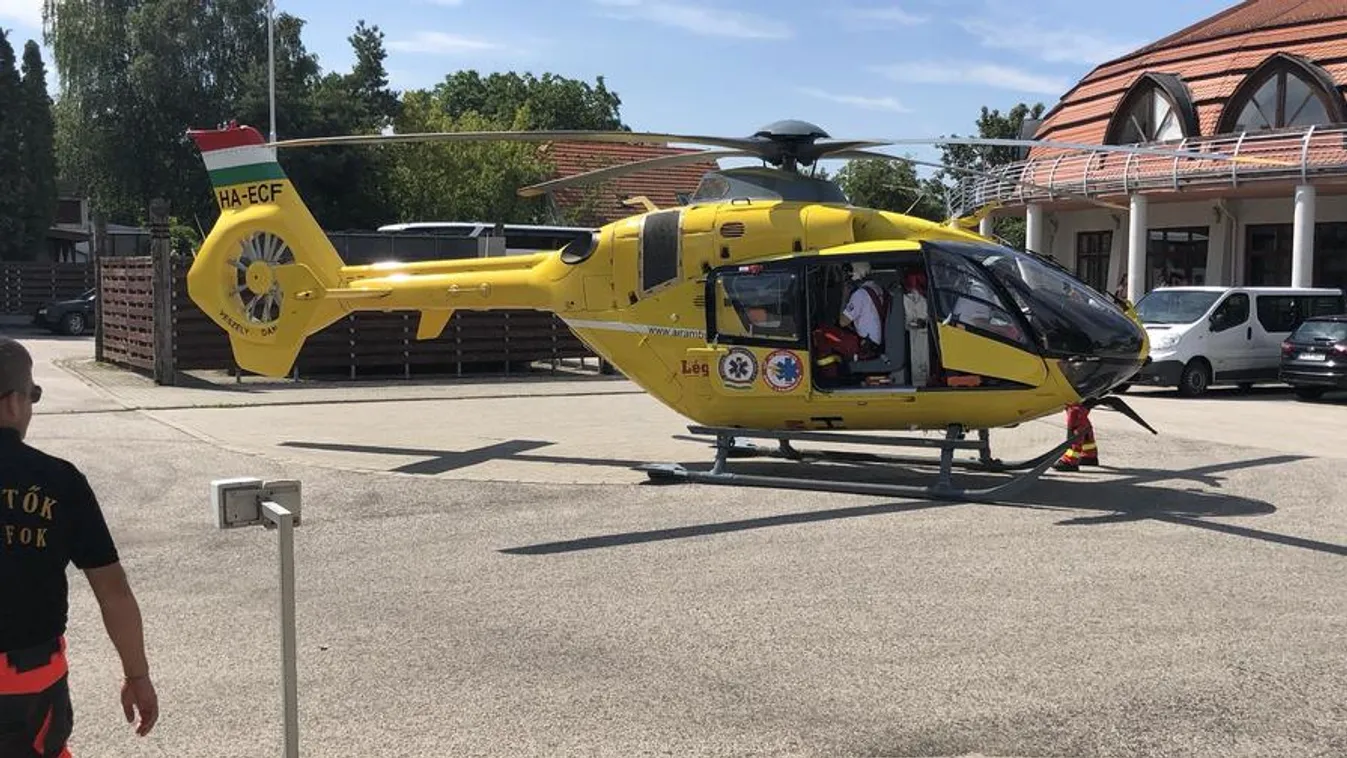 Mentőhelikopter érkezett egy sürgős esethez Balatonszárszón
