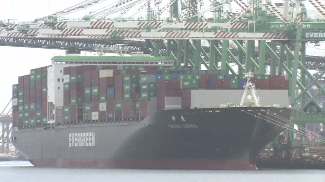 Spájzolnak a kereskedők a vámháború előtt