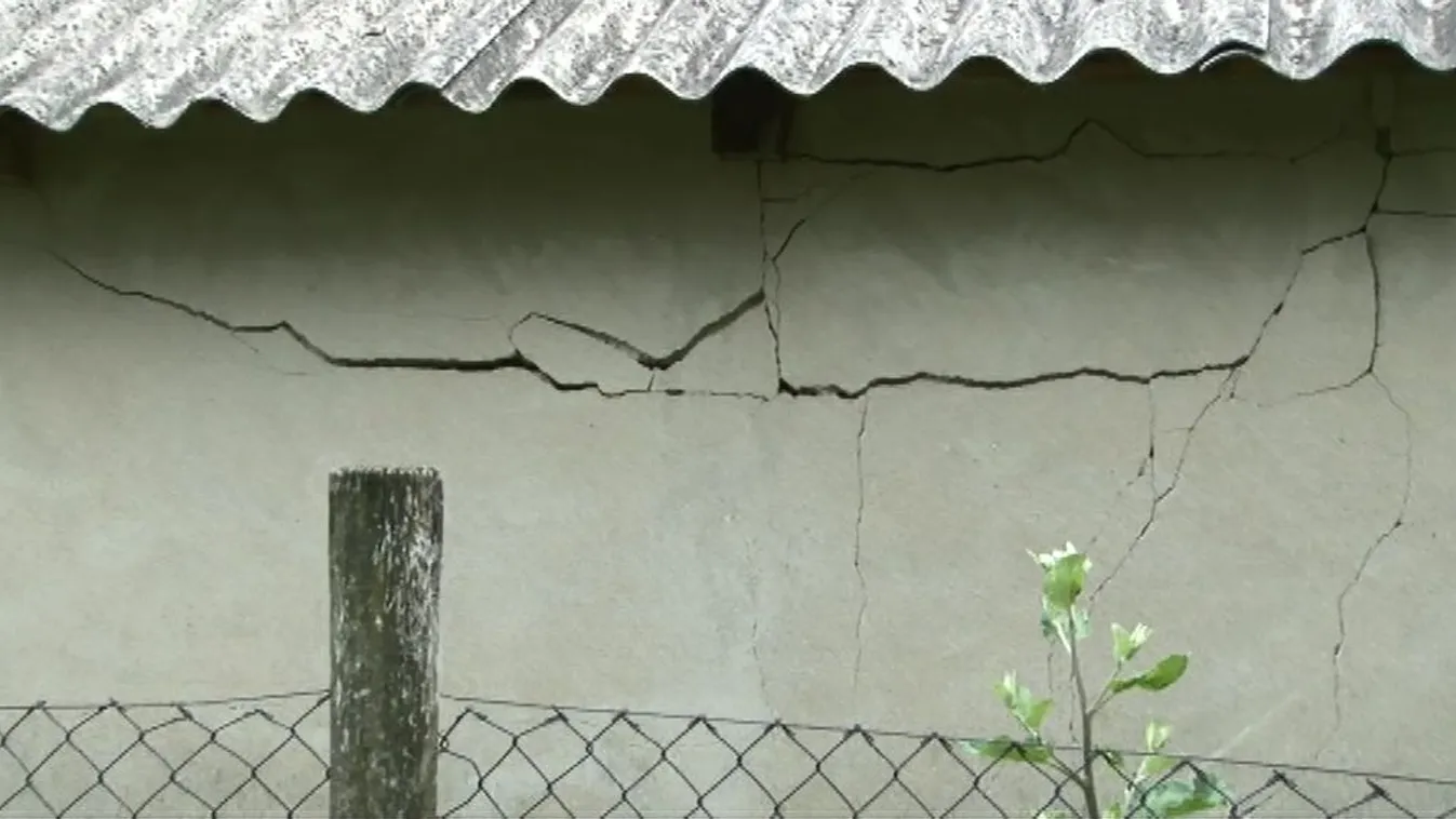 Százezer forintért hallgattatták el a károsultakat, pedig a kár több millió