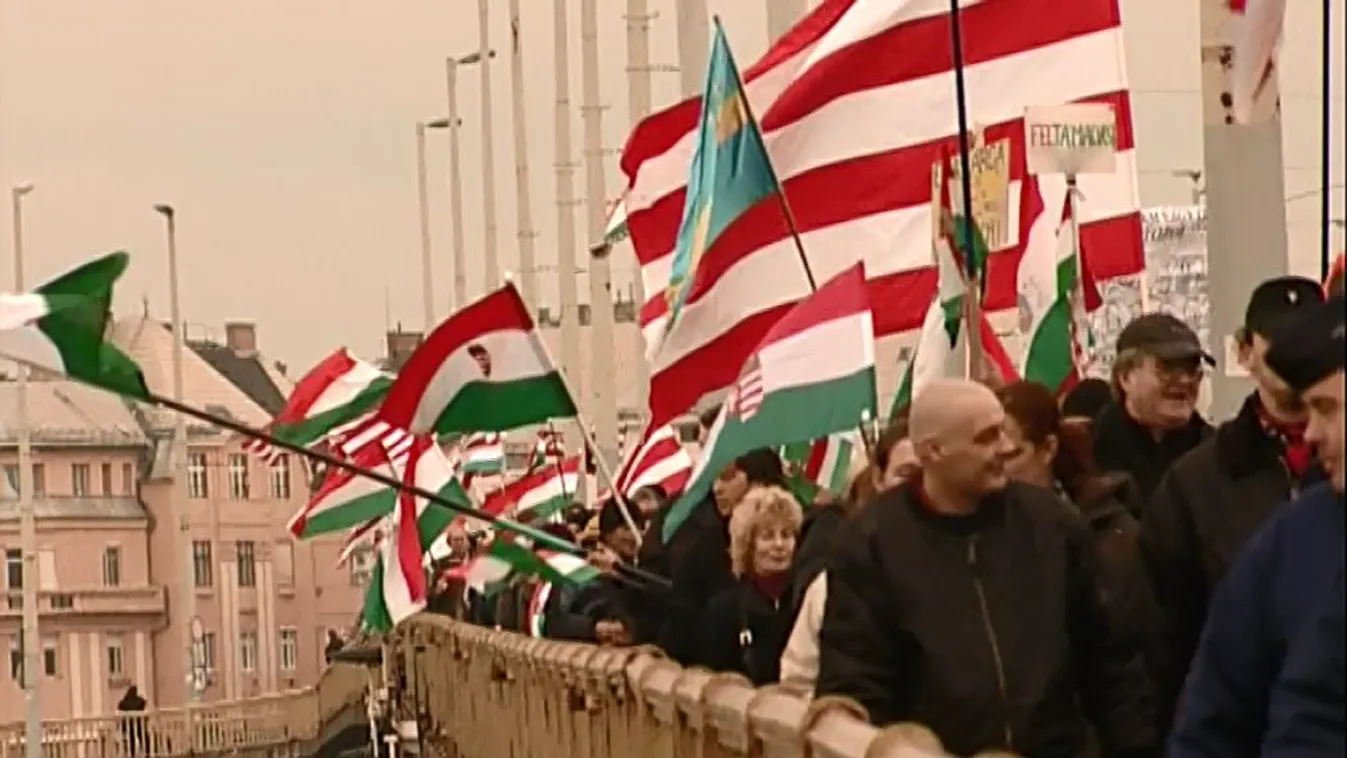 A kormány védi az új gyülekezési törvénytervezetet