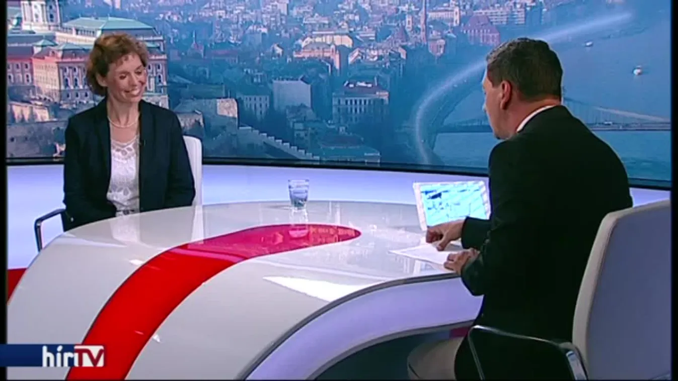 Egyenesen - Árral szemben