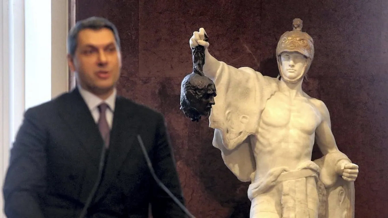 A végsőkig kitart a tram train mellett Lázár