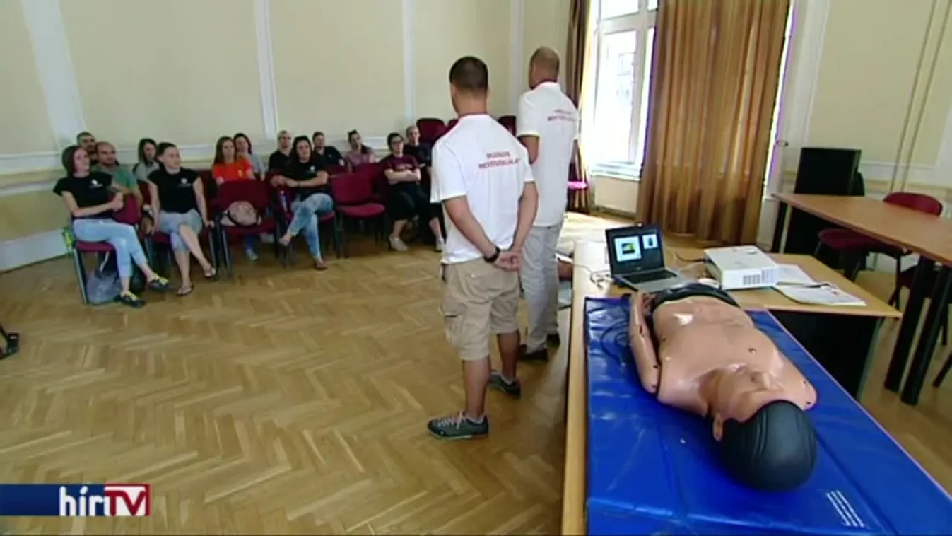 Állatvédők kapcsolódtak be a hősképző programba