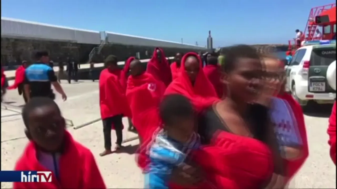 „Mi életeket mentünk, a tengeren emberek vannak, nem migránsok”