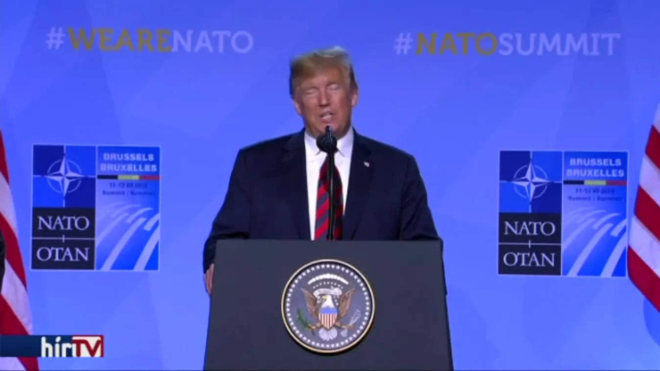 Trump csak a kamerák előtt csinálta a műsort?