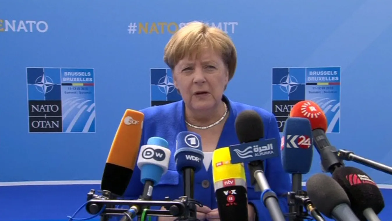 Az amerikai elnök rúgott egyet a németekbe – jött is a válasz