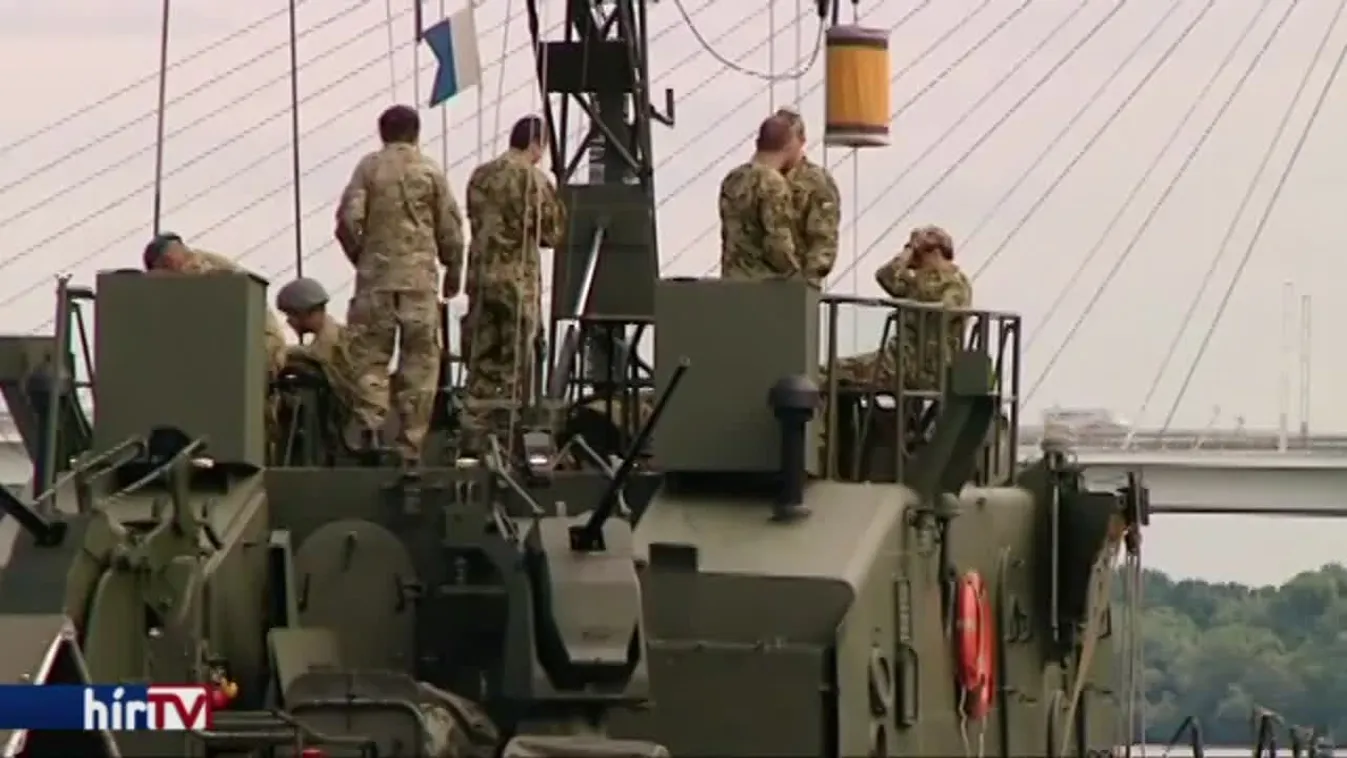 Szerb-magyar hadgyakorlatot tartottak a Dunán