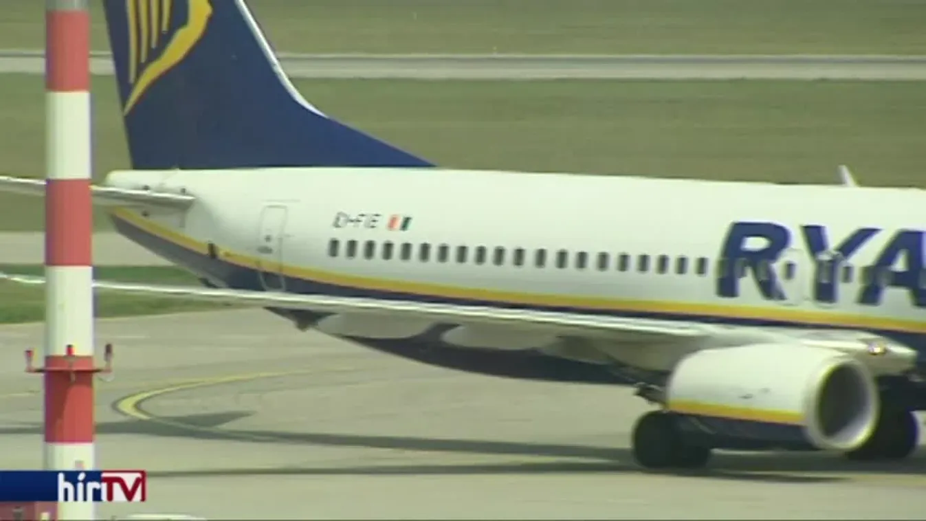100 ezer embert érintenek a Ryanair járattörlései