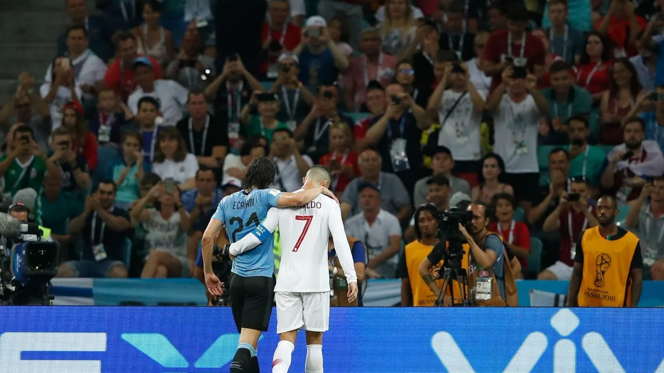 Cavani és Suarez játéka is kérdéses a franciák ellen