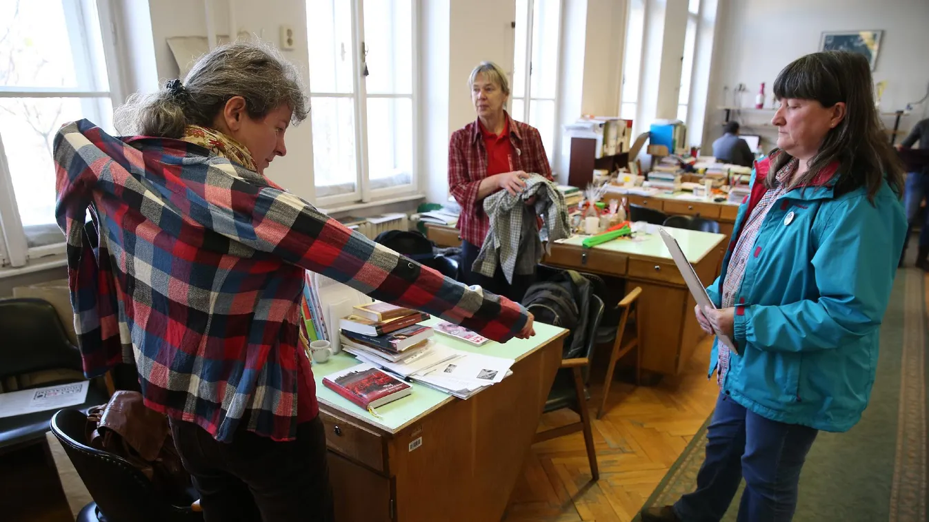 A közszféra szétzilálásától tart a szakszervezet