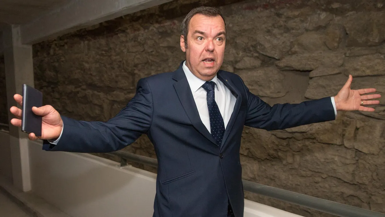 L. Simon azt a földet is sajátjának érzi, ami a bíróság szerint sem az övé