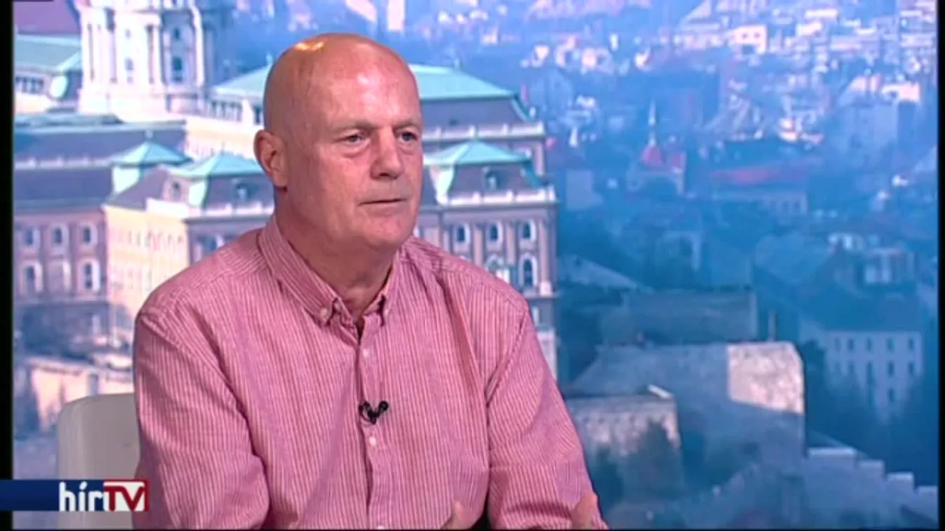 Egyenesen – Kukorelly Endre